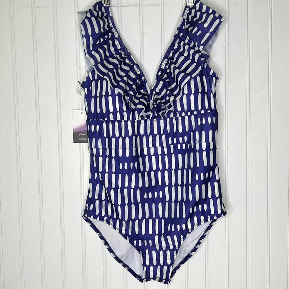 Averie Amada Retro One Piece Swim Suit Size Medium NWT